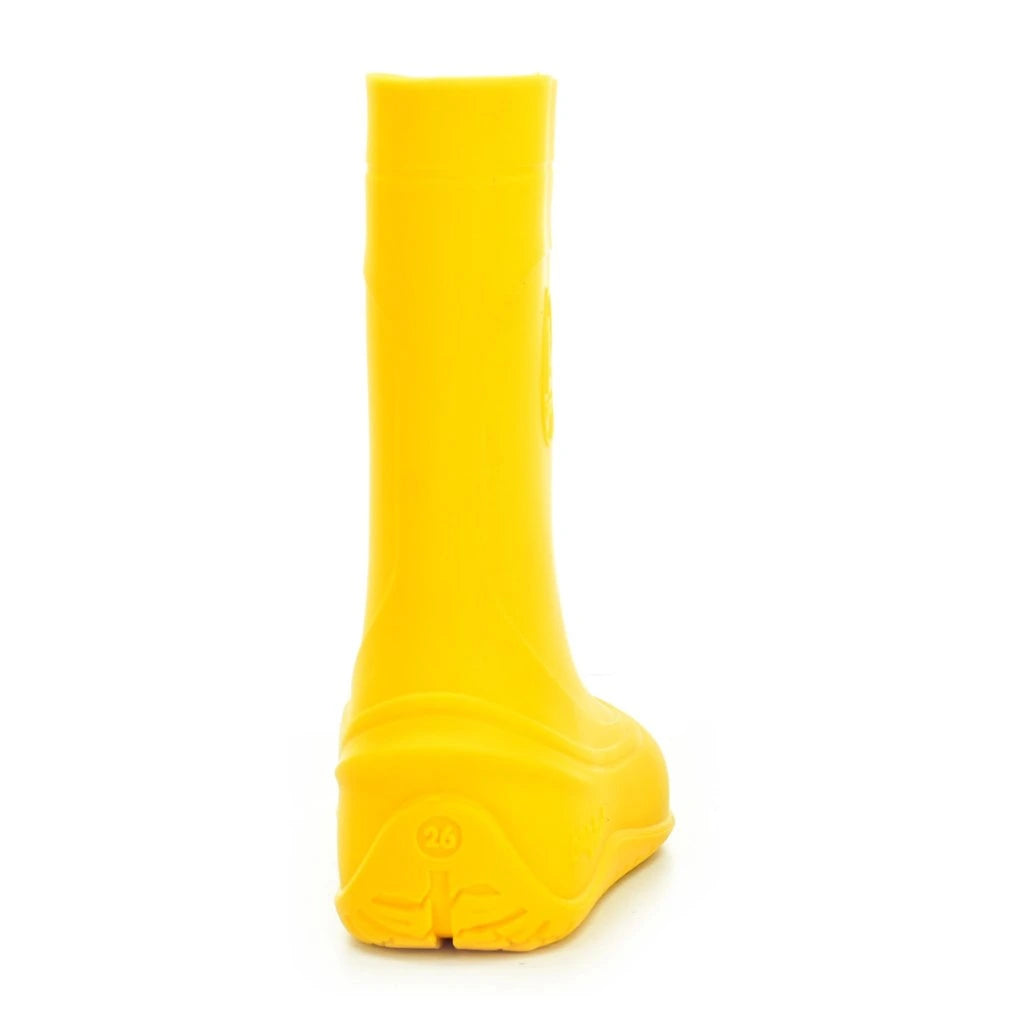 Barefoot gumboots in yellow color in new zeland